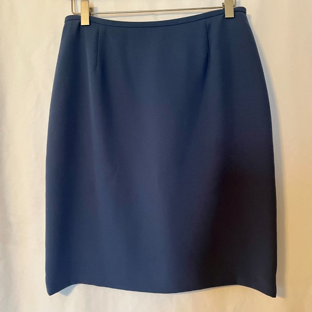 EUC Casual Corner Smoky Blue Pencil Skirt - Lined Sz 8